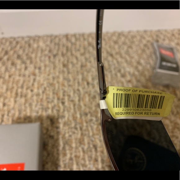 Ray Ban Sunglasses - Picture 5 of 8